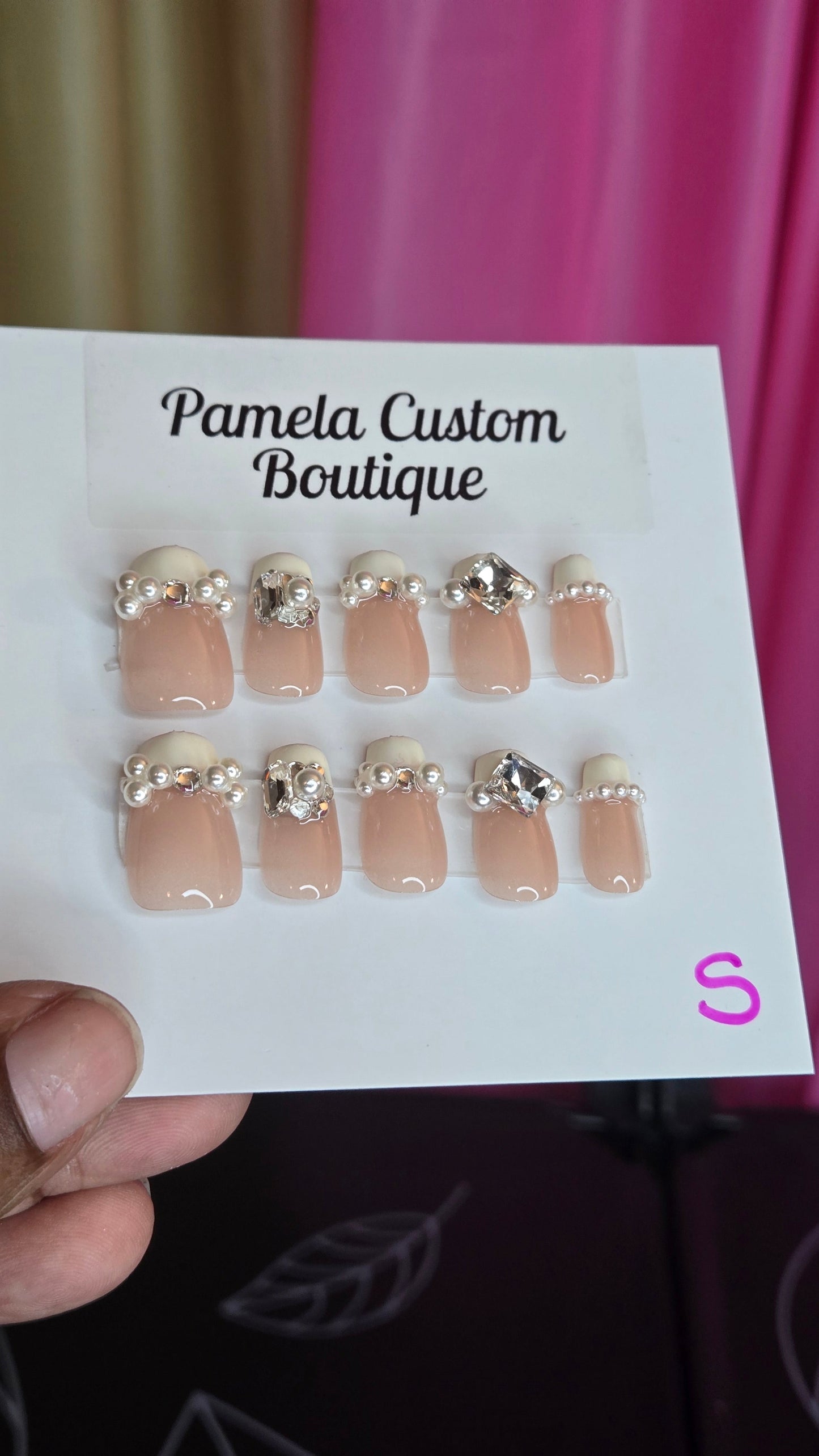 BLING SHORT SQUARE Pamela Custom Boutique